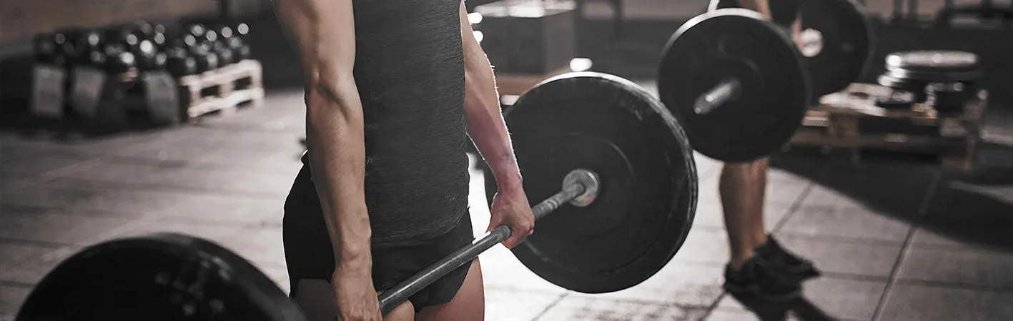 Grip Variation in Deadlift Training