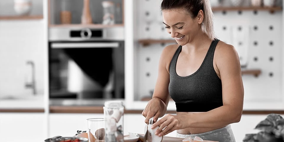 Client Education in Nutrition for Optimal Fitness Gains and Recovery